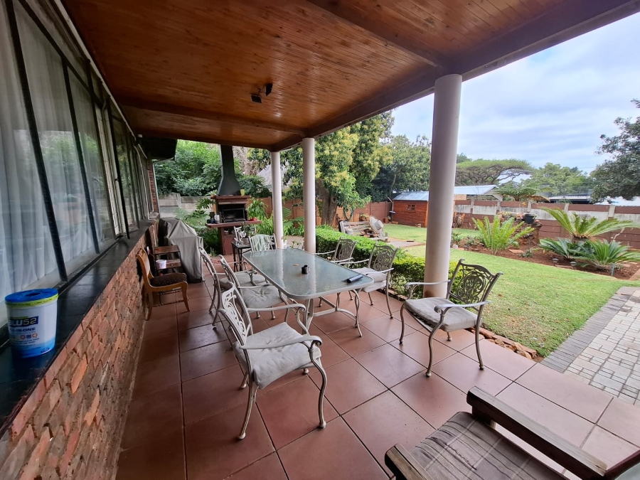 4 Bedroom Property for Sale in Sinoville Gauteng