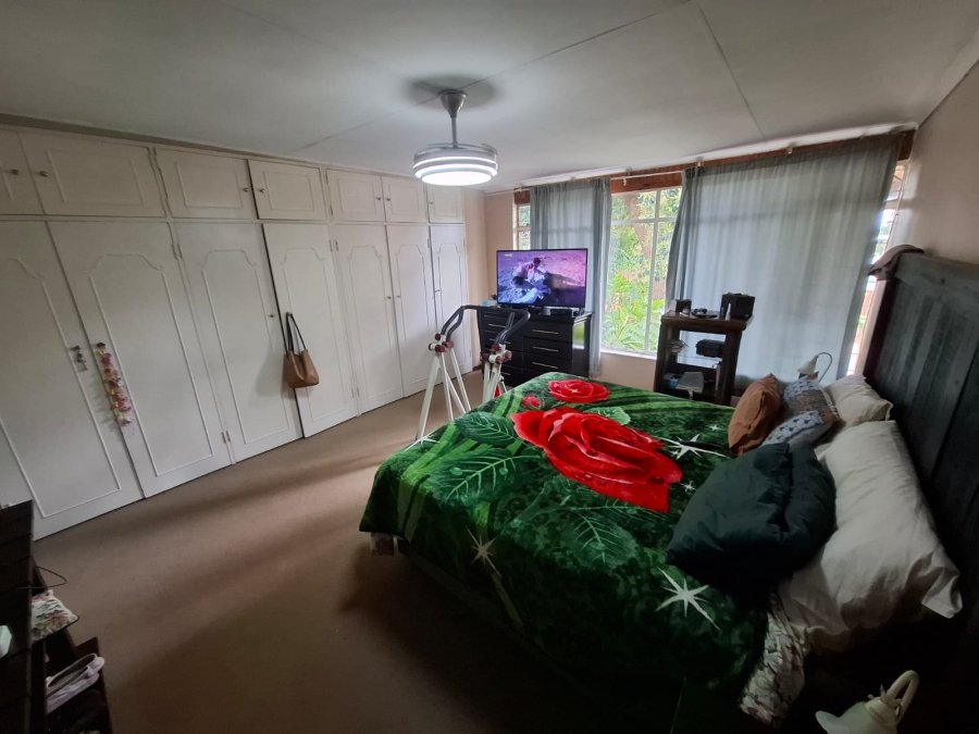 4 Bedroom Property for Sale in Sinoville Gauteng