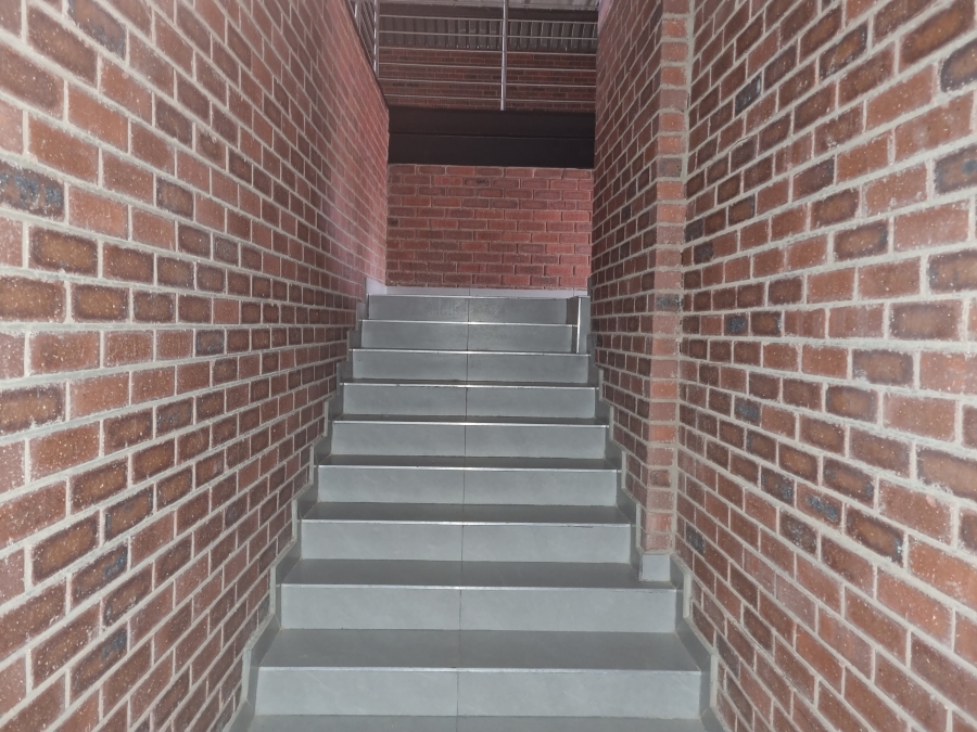 To Let Commercial Property for Rent in Chloorkop Gauteng