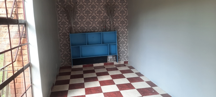 To Let 3 Bedroom Property for Rent in Christoburg Gauteng