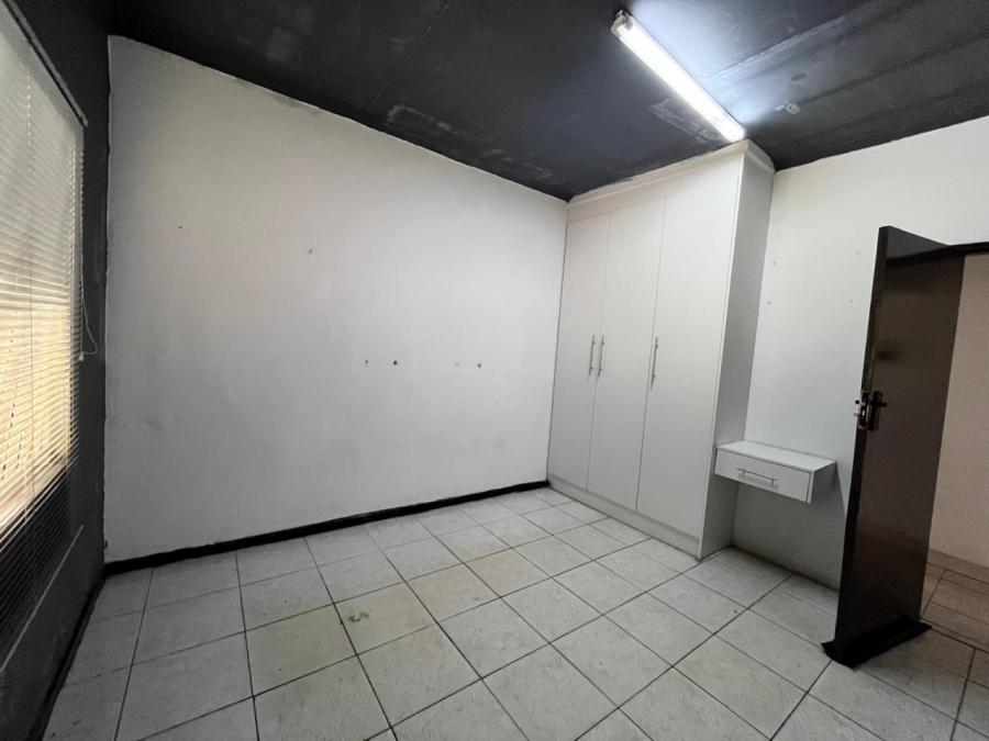 4 Bedroom Property for Sale in Erasmia Gauteng