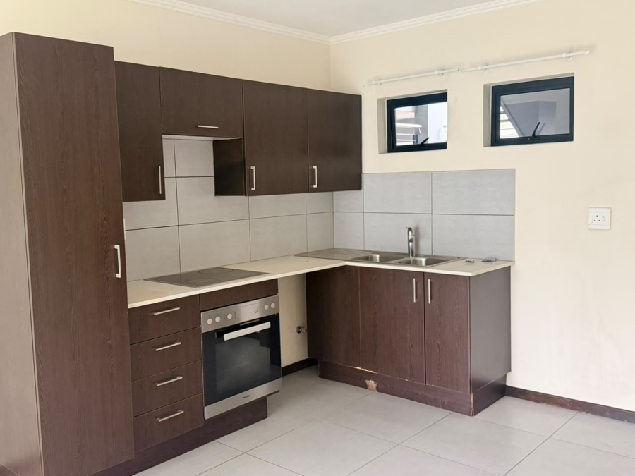 To Let 1 Bedroom Property for Rent in Jackal Creek Golf Estate Gauteng