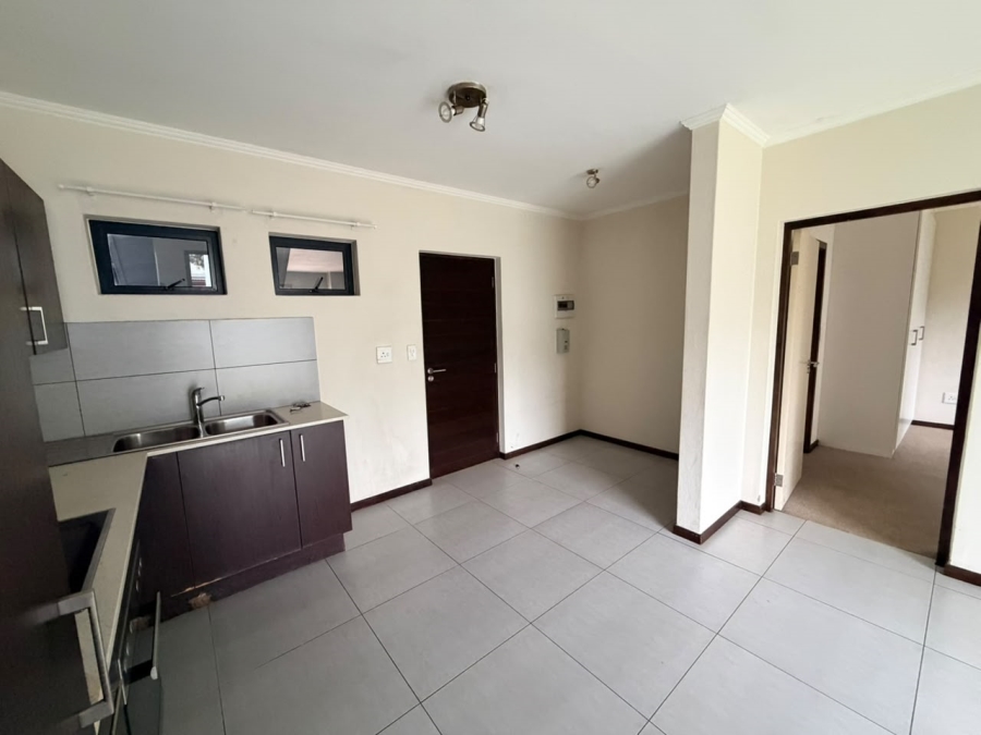 To Let 1 Bedroom Property for Rent in Jackal Creek Golf Estate Gauteng