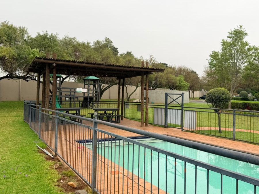 To Let 1 Bedroom Property for Rent in Jackal Creek Golf Estate Gauteng