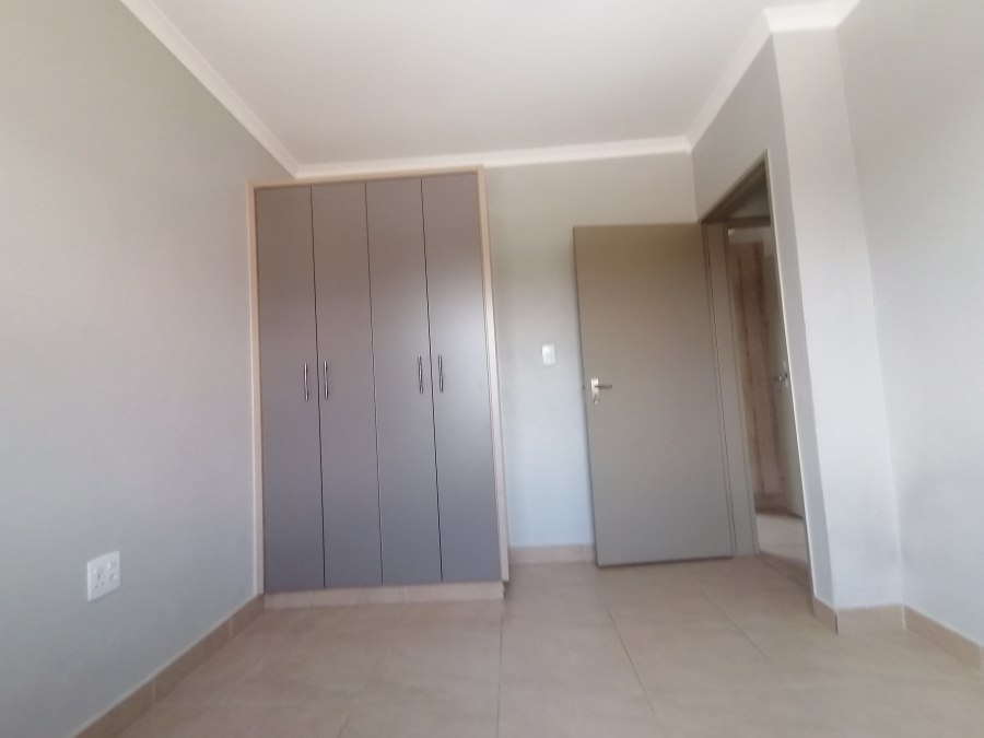 To Let 3 Bedroom Property for Rent in Andeon Gauteng