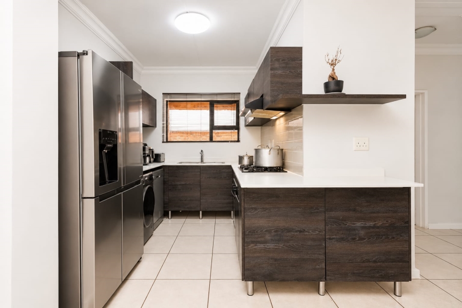 3 Bedroom Property for Sale in Olivedale Gauteng