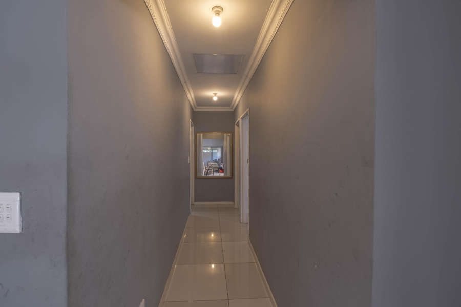 4 Bedroom Property for Sale in Birchleigh North Gauteng
