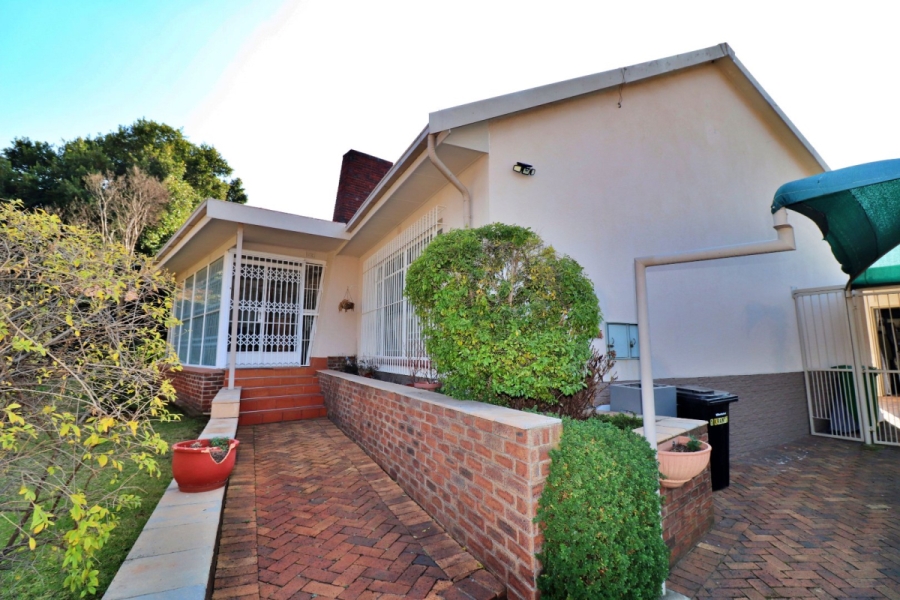 3 Bedroom Property for Sale in Dawnview Gauteng
