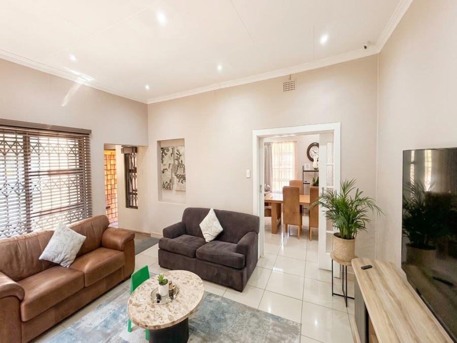 3 Bedroom Property for Sale in Highlands North Gauteng