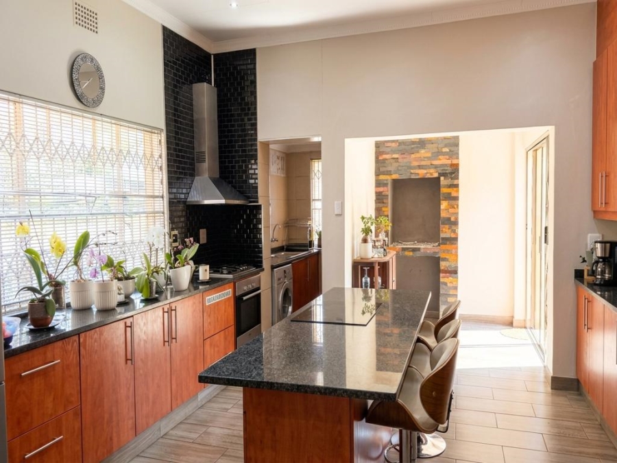 3 Bedroom Property for Sale in Highlands North Gauteng