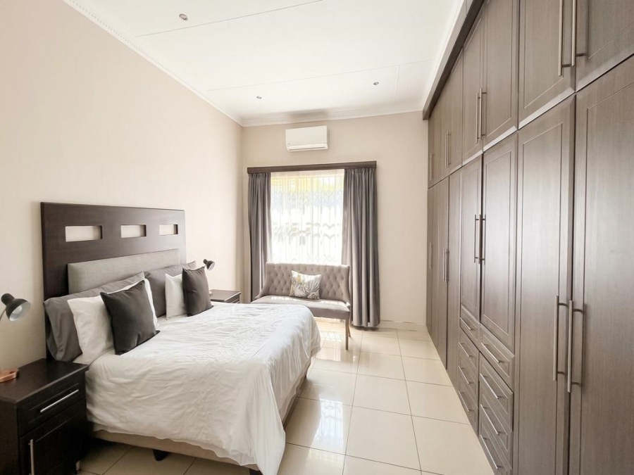 3 Bedroom Property for Sale in Highlands North Gauteng