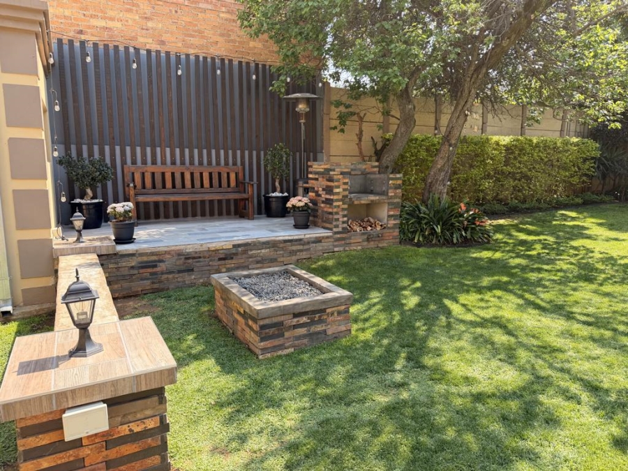 3 Bedroom Property for Sale in Highlands North Gauteng