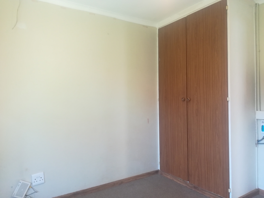 To Let 3 Bedroom Property for Rent in Lindhaven Gauteng