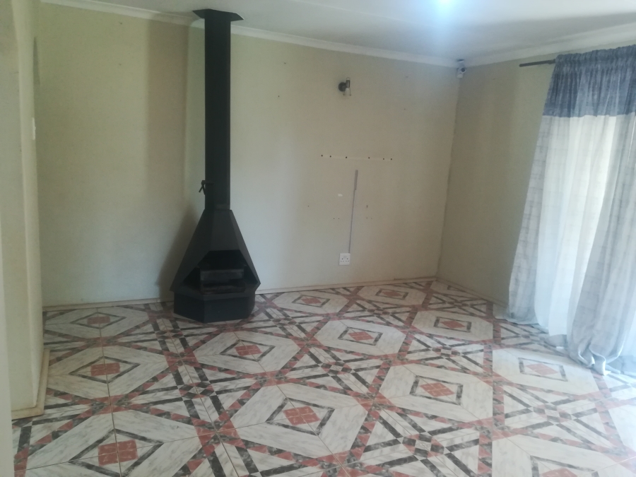 To Let 3 Bedroom Property for Rent in Lindhaven Gauteng