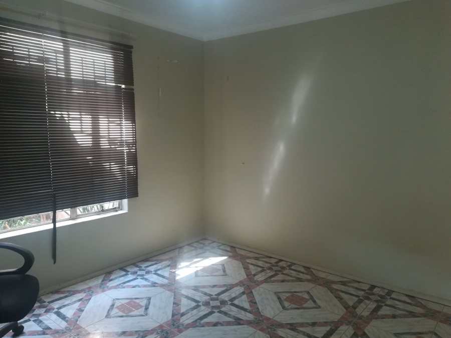 To Let 3 Bedroom Property for Rent in Lindhaven Gauteng
