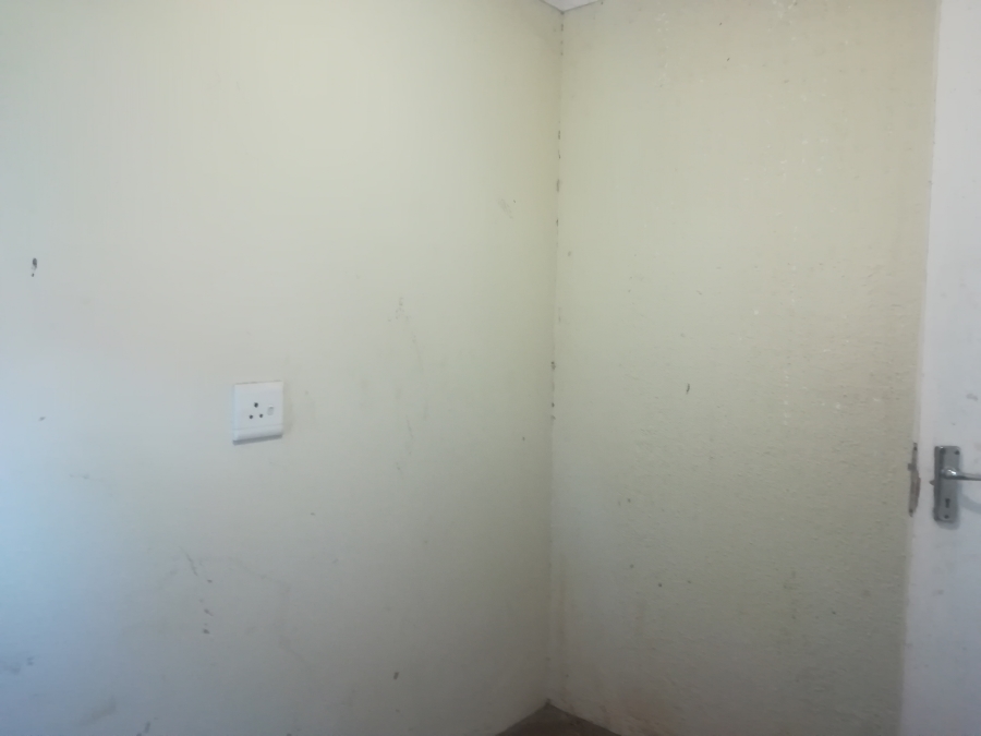 To Let 3 Bedroom Property for Rent in Lindhaven Gauteng