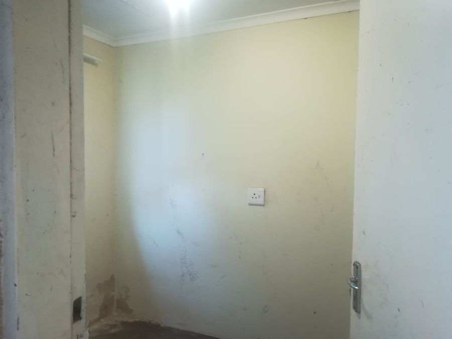 To Let 3 Bedroom Property for Rent in Lindhaven Gauteng