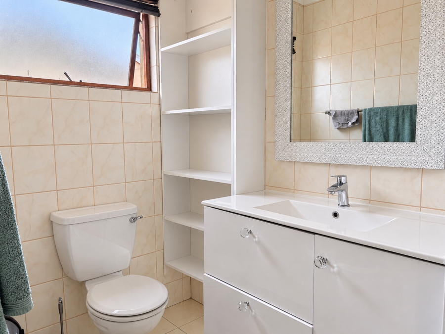 To Let 3 Bedroom Property for Rent in Radiokop Gauteng