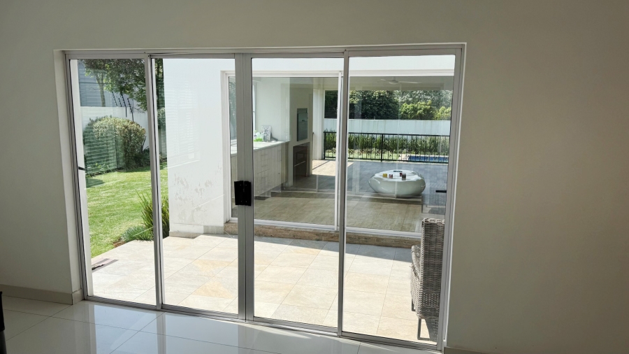 To Let 4 Bedroom Property for Rent in Bryanston Gauteng