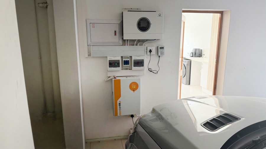 To Let 4 Bedroom Property for Rent in Bryanston Gauteng