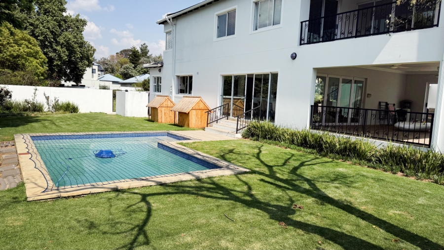 To Let 4 Bedroom Property for Rent in Bryanston Gauteng
