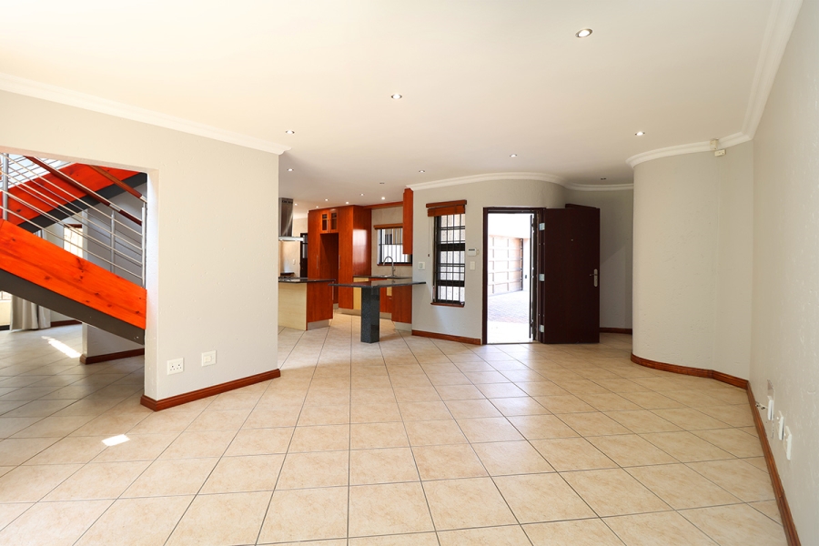 To Let 3 Bedroom Property for Rent in Hyde Park Gauteng