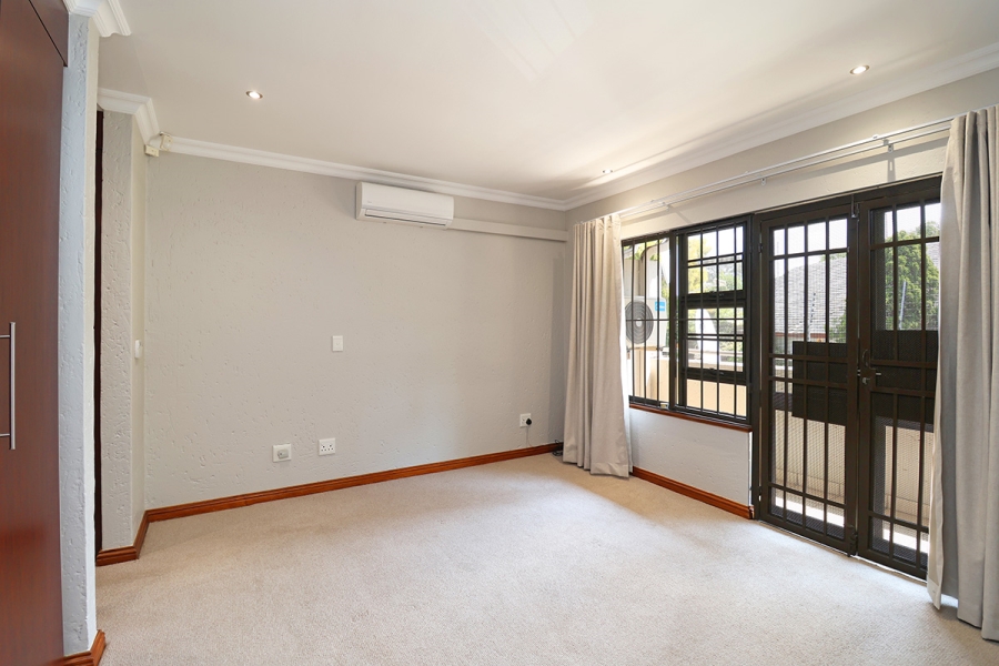 To Let 3 Bedroom Property for Rent in Hyde Park Gauteng
