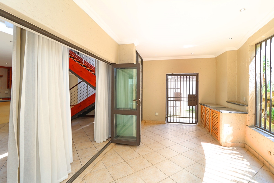 To Let 3 Bedroom Property for Rent in Hyde Park Gauteng