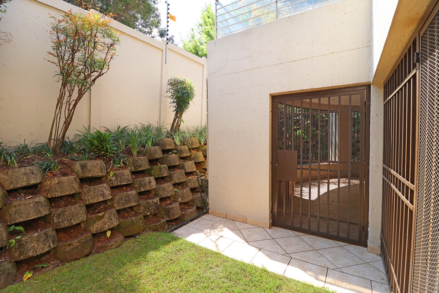 To Let 3 Bedroom Property for Rent in Hyde Park Gauteng