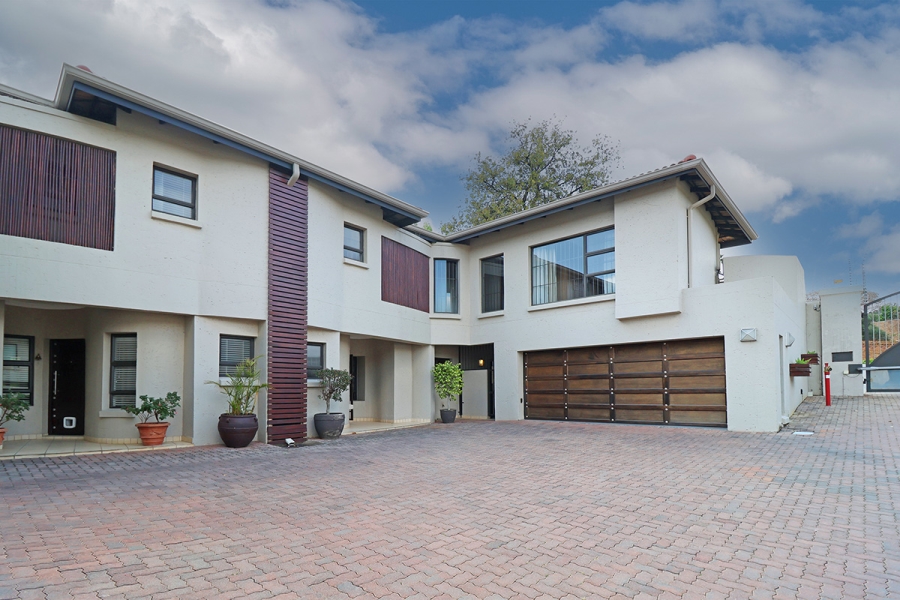 To Let 3 Bedroom Property for Rent in Hyde Park Gauteng