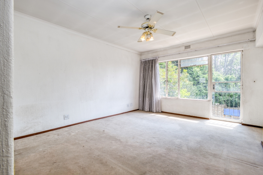 5 Bedroom Property for Sale in Victory Park Gauteng