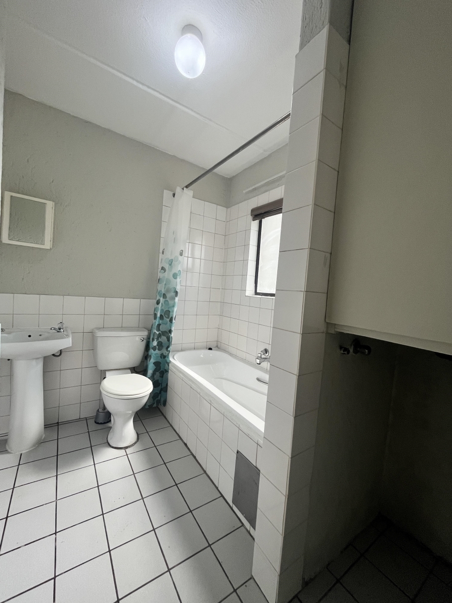 1 Bedroom Property for Sale in Auckland Park Gauteng