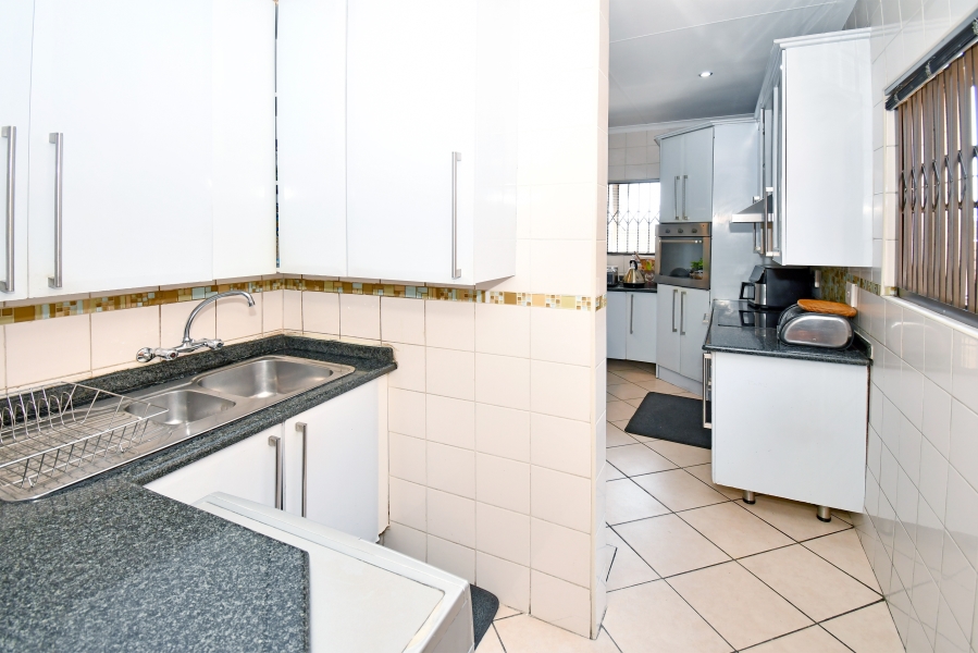 3 Bedroom Property for Sale in Noordwyk Gauteng
