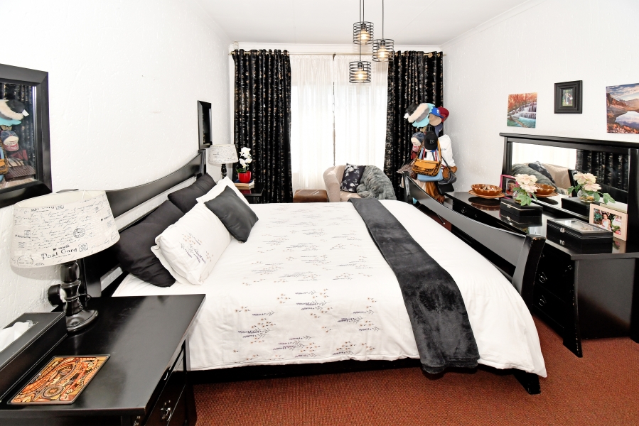 3 Bedroom Property for Sale in Noordwyk Gauteng