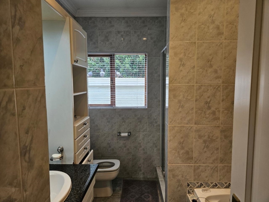 To Let 3 Bedroom Property for Rent in Fairland Gauteng