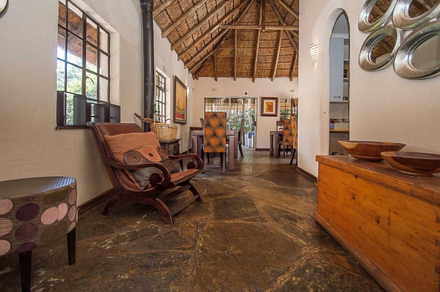 6 Bedroom Property for Sale in Olivedale Gauteng