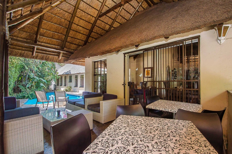 6 Bedroom Property for Sale in Olivedale Gauteng