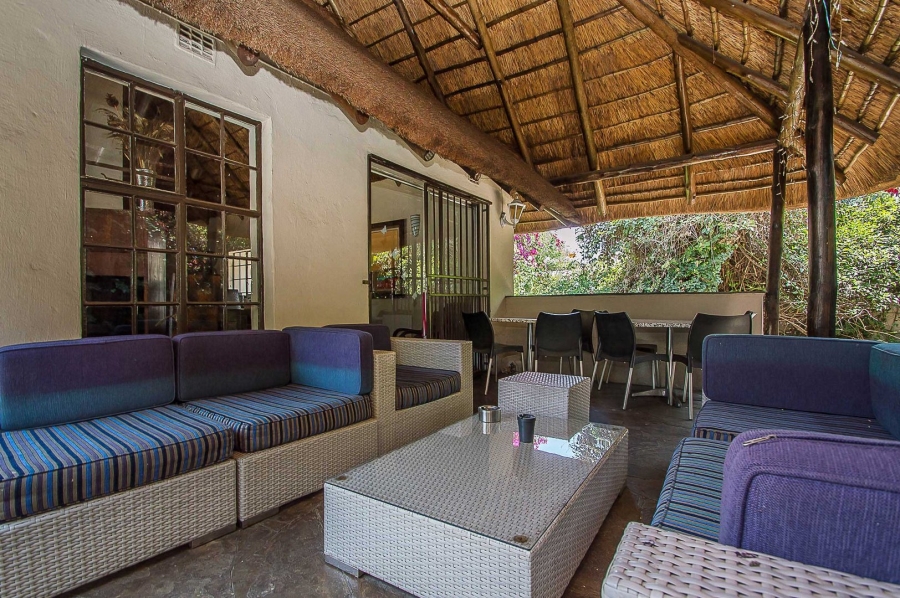 6 Bedroom Property for Sale in Olivedale Gauteng