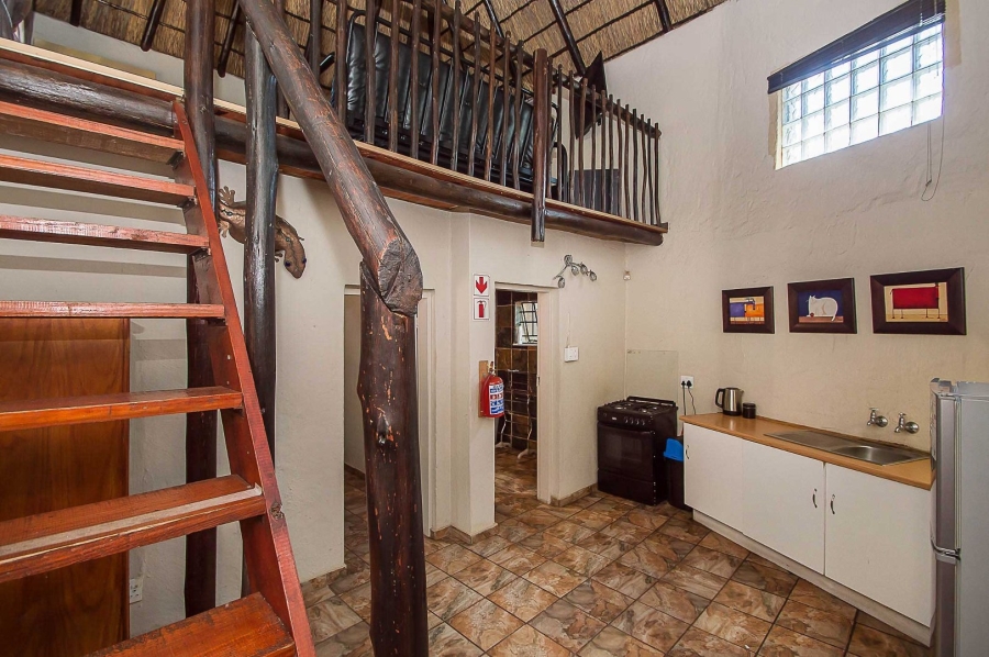 6 Bedroom Property for Sale in Olivedale Gauteng