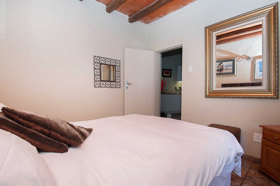 6 Bedroom Property for Sale in Olivedale Gauteng