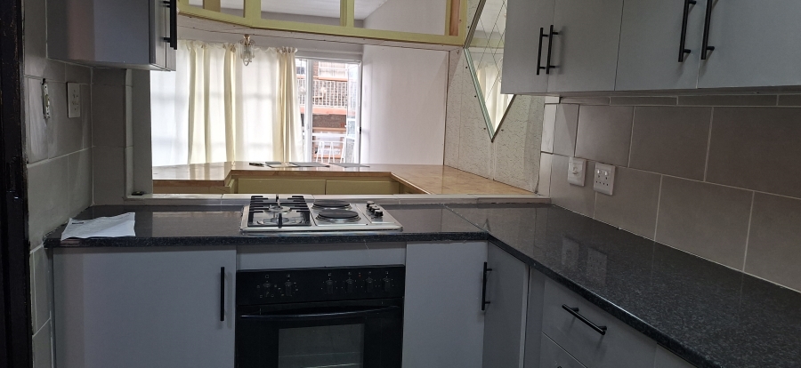 2 Bedroom Property for Sale in Wentworth Park Gauteng