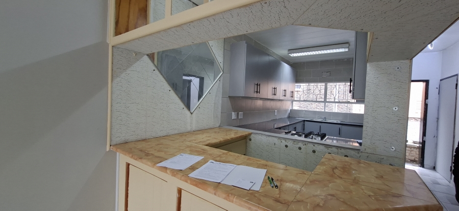 2 Bedroom Property for Sale in Wentworth Park Gauteng