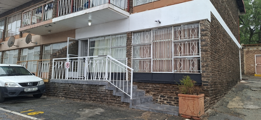 2 Bedroom Property for Sale in Wentworth Park Gauteng