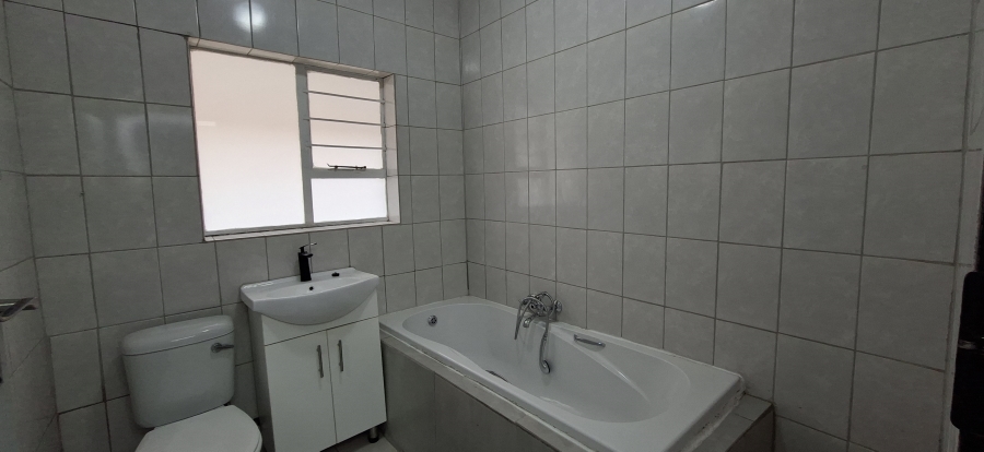 3 Bedroom Property for Sale in Wentworth Park Gauteng
