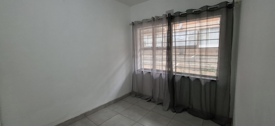 3 Bedroom Property for Sale in Wentworth Park Gauteng