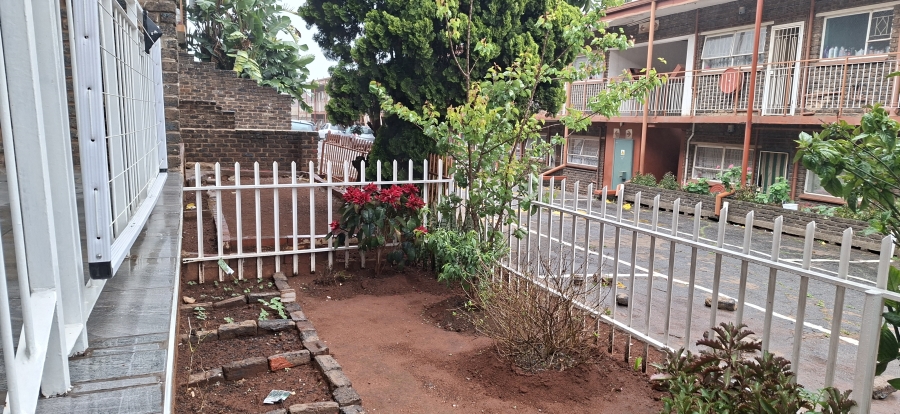 3 Bedroom Property for Sale in Wentworth Park Gauteng