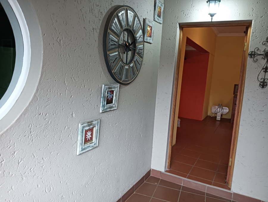 3 Bedroom Property for Sale in Wilro Park Gauteng