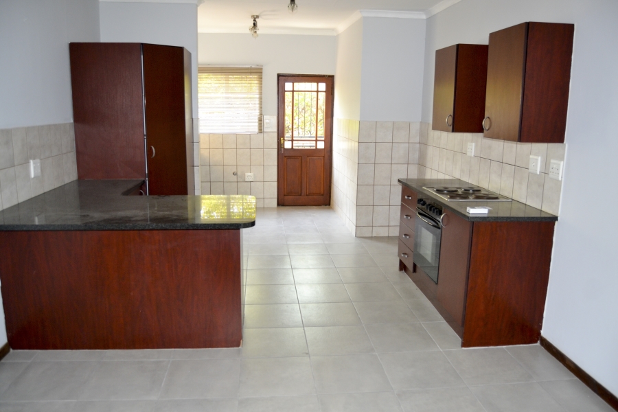 3 Bedroom Property for Sale in Thatchfield Estate Gauteng