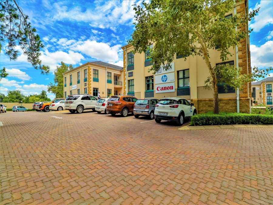 To Let Commercial Property for Rent in Fourways Gauteng