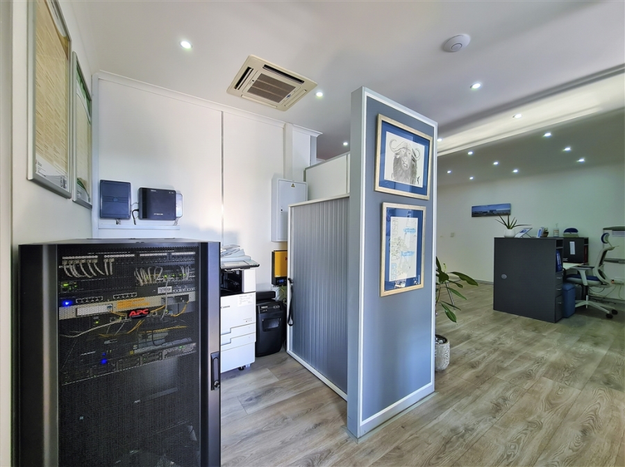 To Let Commercial Property for Rent in Fourways Gauteng